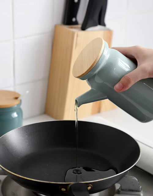 Load image into Gallery viewer, Ceramic Spice Rack Salt Shaker and Pepper Shaker Oil Bottle Set Kitchen Household Supplies for Spices Storage Jar with Cover
